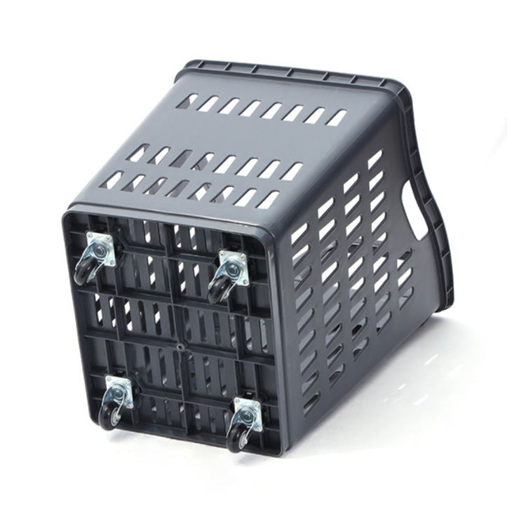 60L Plastic Shopping Basket image 4